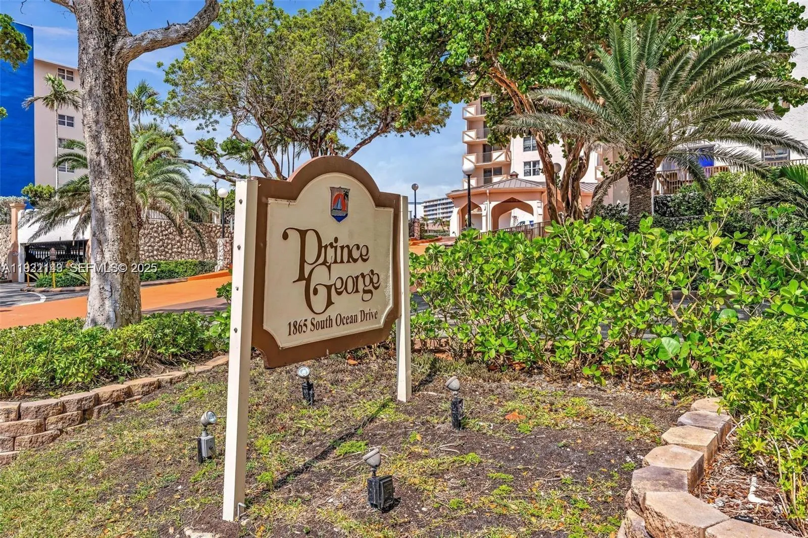 1865 S Ocean Dr 7b, Hallandale Beach, Florida 3300, Hallandale Beach, Florida 33009, 1 Bedroom Bedrooms, ,2 BathroomsBathrooms,Residential,For Sale,1865 S Ocean Dr 7b, Hallandale Beach, Florida 3300,A11932143