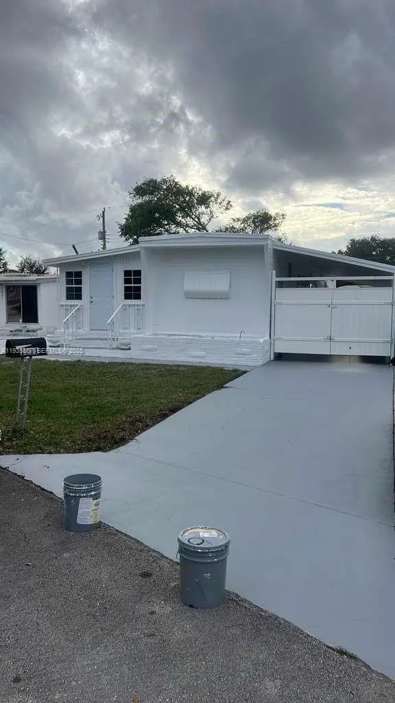 1911 Sw 87th Ave, Davie, Florida 33324, Davie, Florida 33324, 3 Bedrooms Bedrooms, ,2 BathroomsBathrooms,Residential,For Sale,1911 Sw 87th Ave, Davie, Florida 33324,A11935867 1911 Sw 87th Ave, Davie, Florida 33324, Davie, Florida 33324, 3 Bedrooms Bedrooms, ,2 BathroomsBathrooms,Residential,For Sale,1911 Sw 87th Ave, Davie, Florida 33324,A11935867