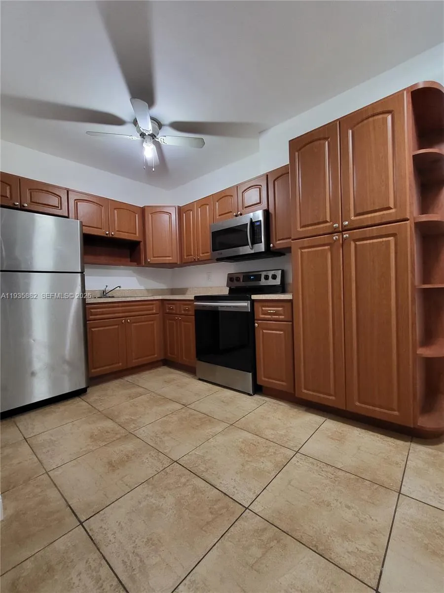 3503 Sw 24th St 3503, Miami, Florida 33145, Miami, Florida 33145, 2 Bedrooms Bedrooms, ,2 BathroomsBathrooms,Residential Lease,For Rent,3503 Sw 24th St 3503, Miami, Florida 33145,A11935882