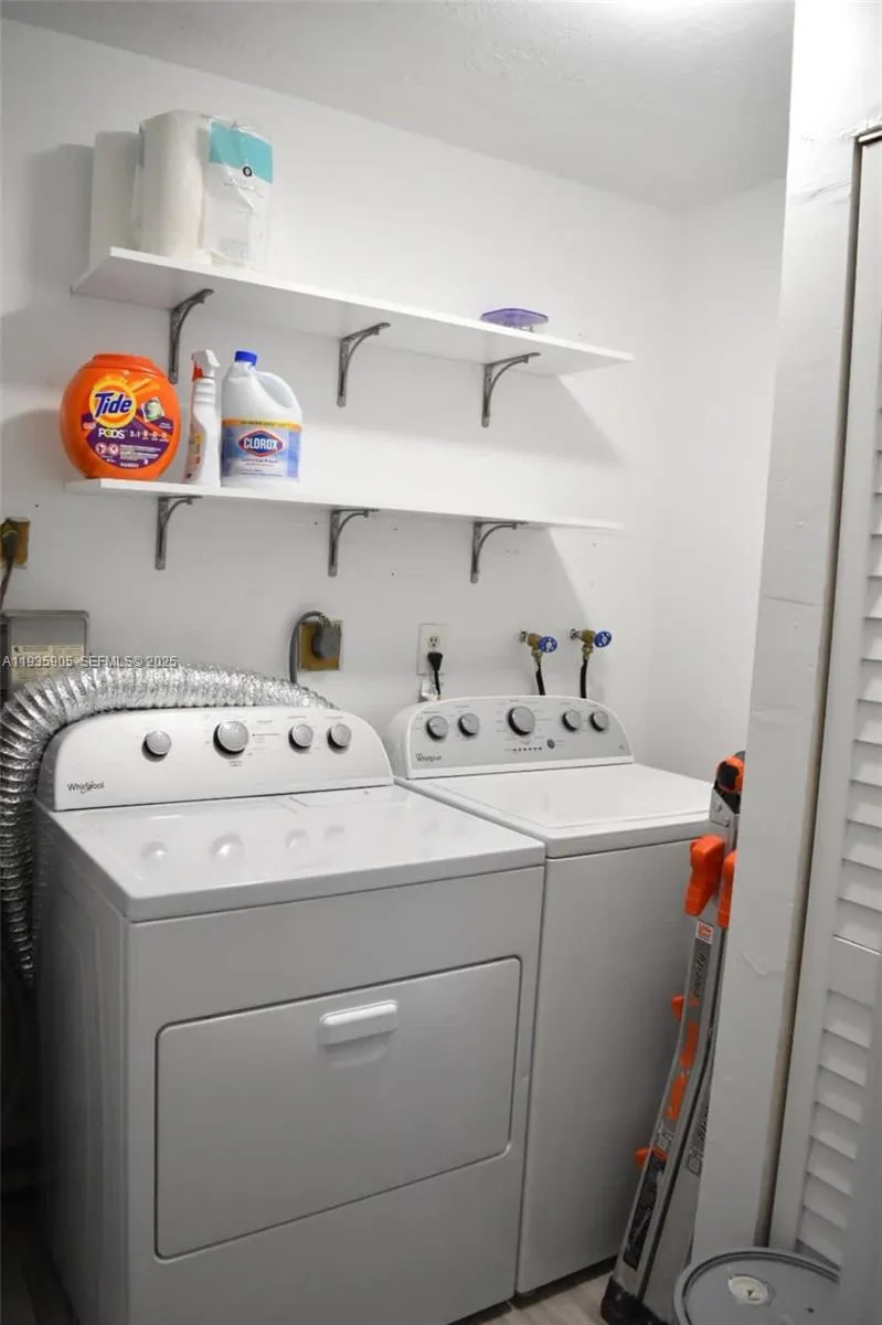3/2 Laundry Room