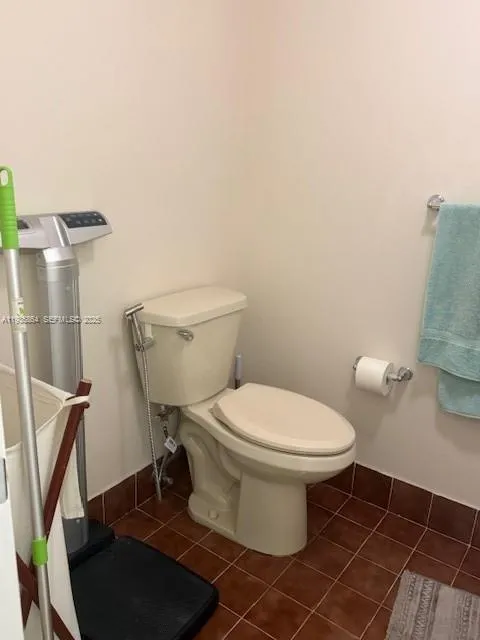 Miami, Florida 33155, 2 Bedrooms Bedrooms, ,2 BathroomsBathrooms,Residential,For Sale,A11935864