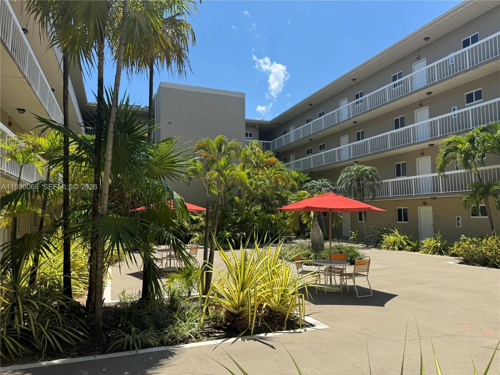 7703 Camino Real A-307, Miami, Florida 33143, Miami, Florida 33143, 1 Bedroom Bedrooms, ,1 BathroomBathrooms,Residential,For Sale,7703 Camino Real A-307, Miami, Florida 33143,A11936068