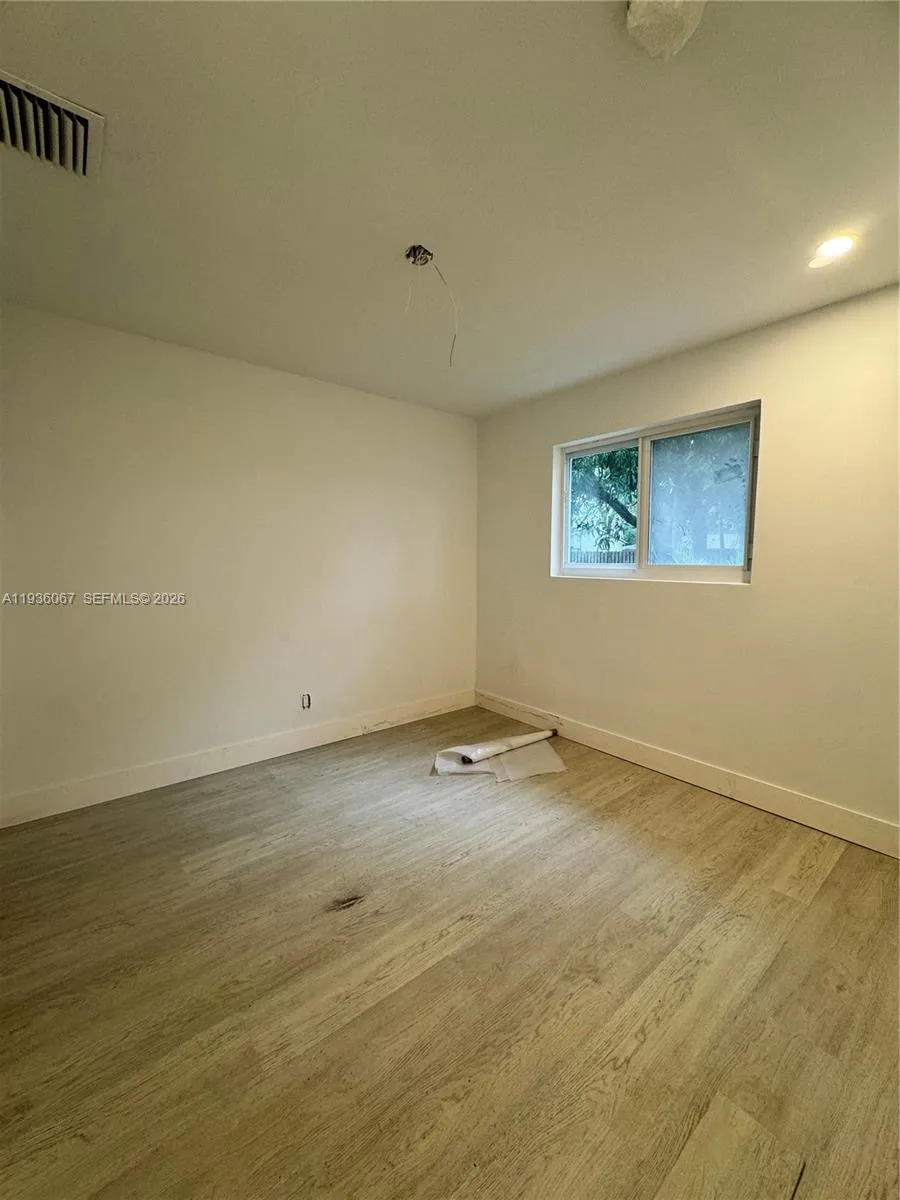 111 Nw 7th Ave, Dania Beach, Florida 33004, Dania Beach, Florida 33004, ,Residential Income,For Sale,111 Nw 7th Ave, Dania Beach, Florida 33004,A11936067