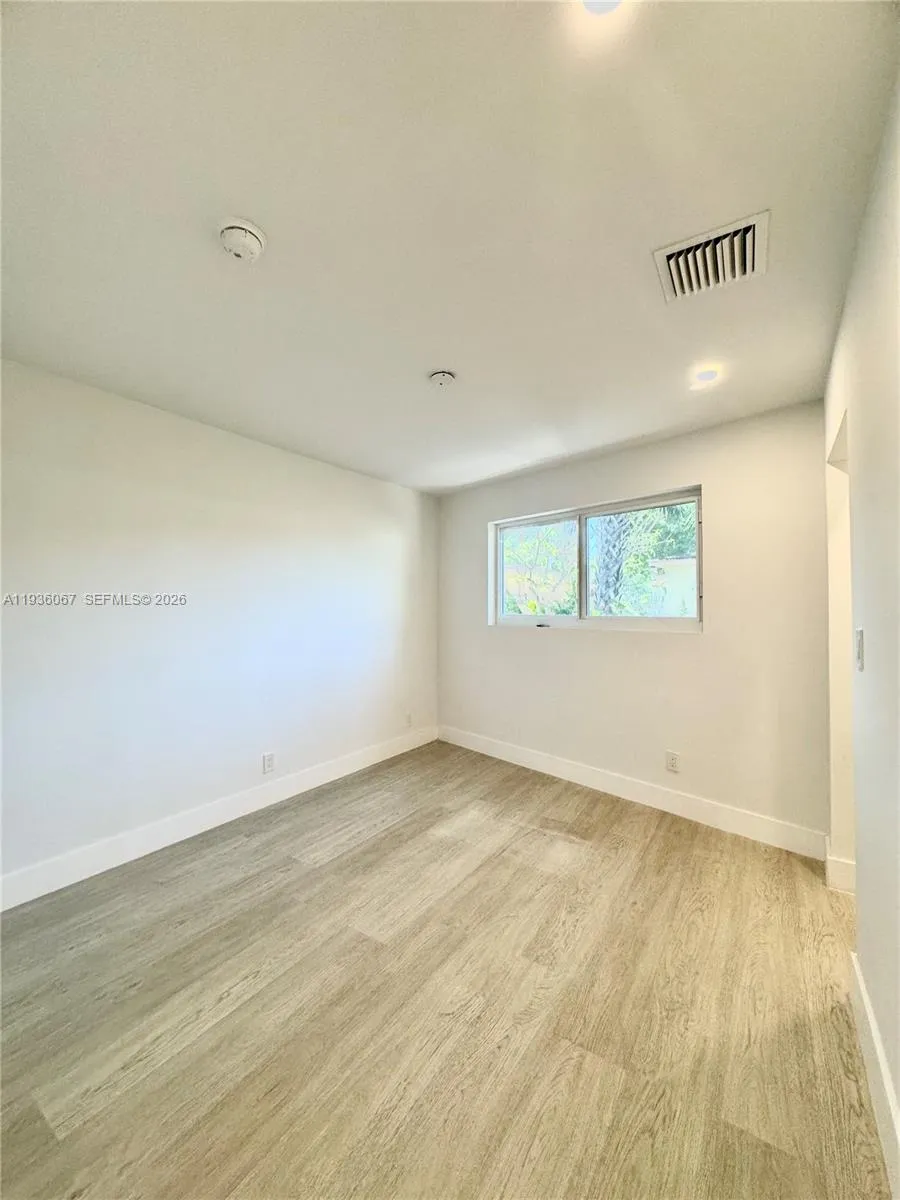 111 Nw 7th Ave, Dania Beach, Florida 33004, Dania Beach, Florida 33004, ,Residential Income,For Sale,111 Nw 7th Ave, Dania Beach, Florida 33004,A11936067