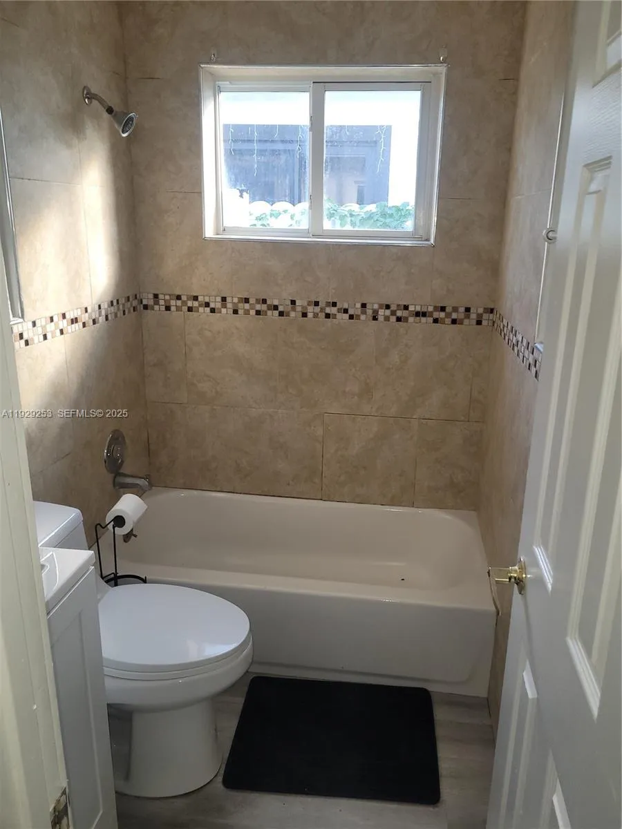 2126 Nw 47th Ter, Miami, Florida 33142, Miami, Florida 33142, ,Residential Income,For Sale,2126 Nw 47th Ter, Miami, Florida 33142,A11929253