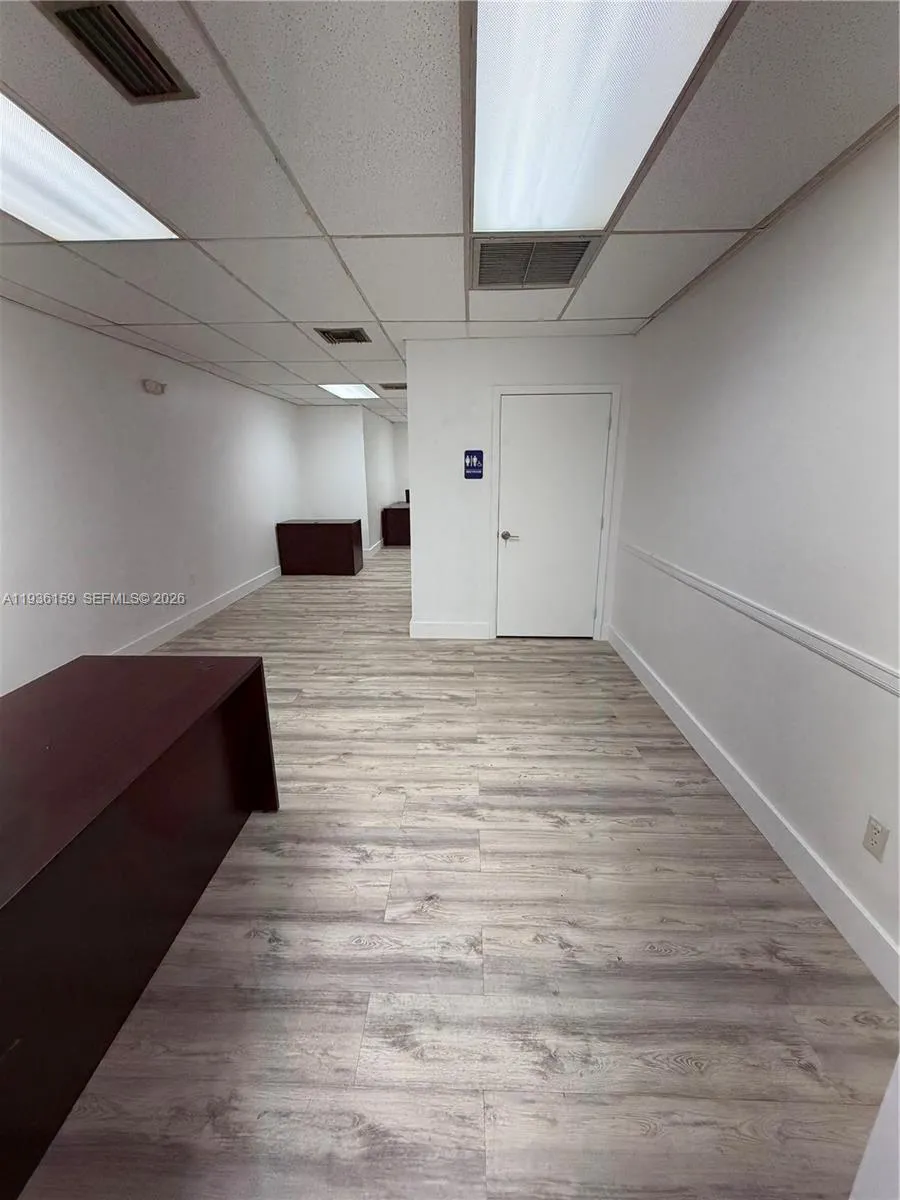 3939 Nw 7th St 206, Miami, Florida 33126, Miami, Florida 33126, ,Commercial Lease,For Rent,3939 Nw 7th St 206, Miami, Florida 33126,A11936159