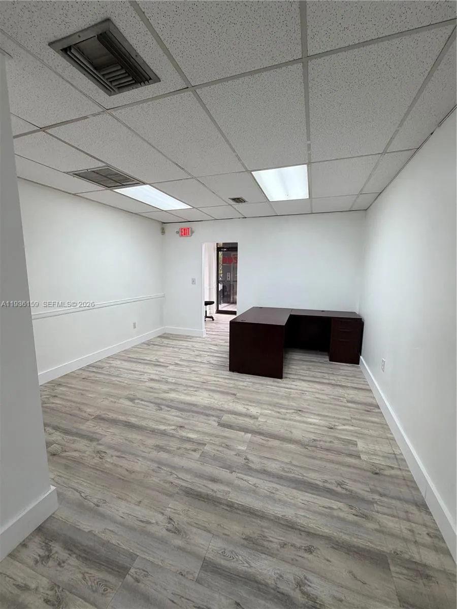 3939 Nw 7th St 206, Miami, Florida 33126, Miami, Florida 33126, ,Commercial Lease,For Rent,3939 Nw 7th St 206, Miami, Florida 33126,A11936159
