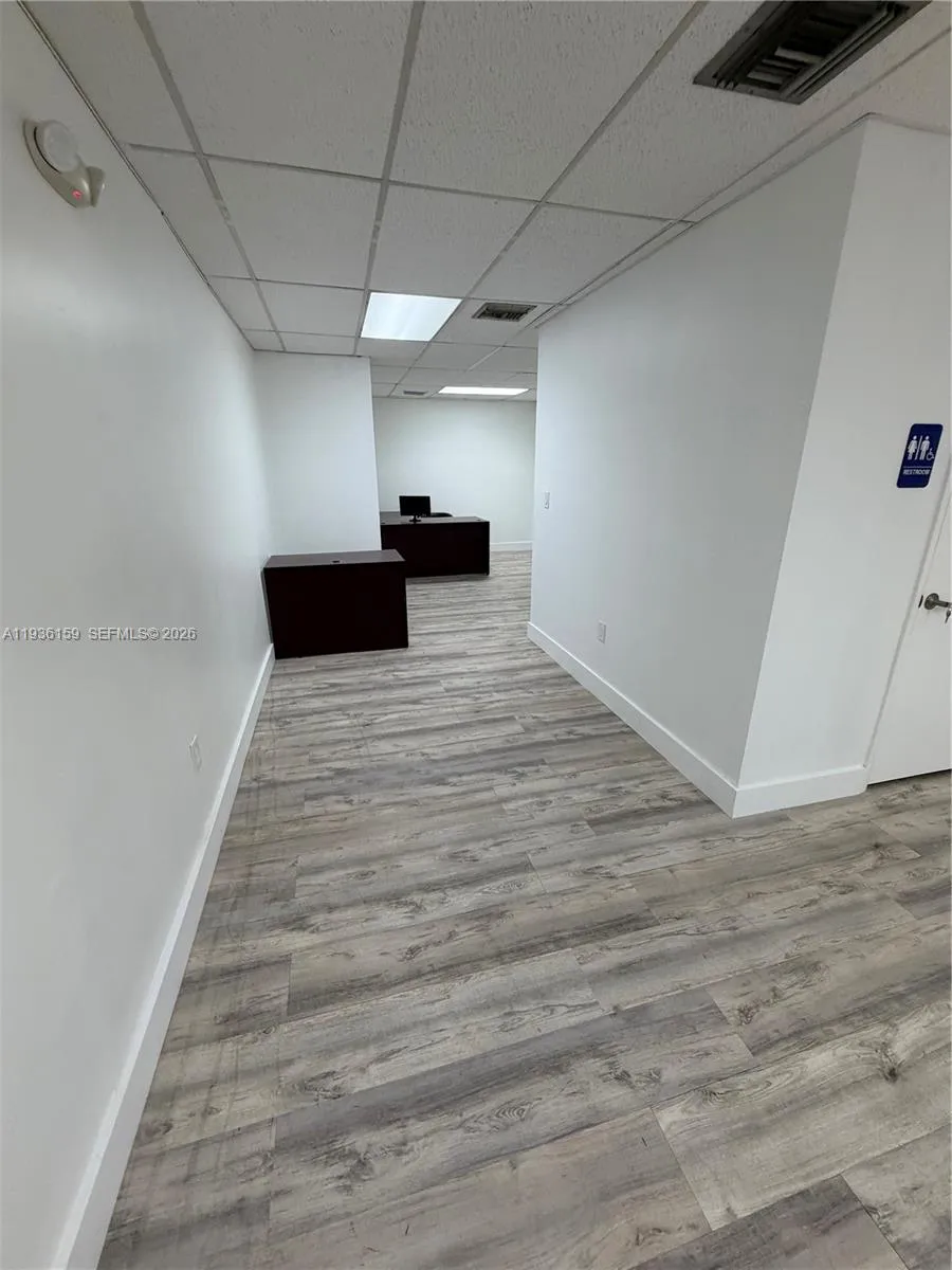 3939 Nw 7th St 206, Miami, Florida 33126, Miami, Florida 33126, ,Commercial Lease,For Rent,3939 Nw 7th St 206, Miami, Florida 33126,A11936159