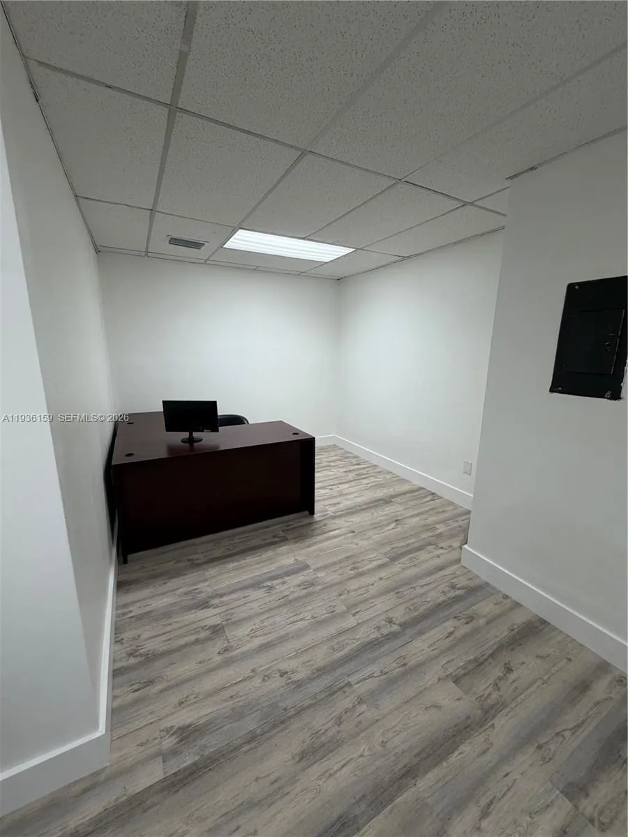 3939 Nw 7th St 206, Miami, Florida 33126, Miami, Florida 33126, ,Commercial Lease,For Rent,3939 Nw 7th St 206, Miami, Florida 33126,A11936159
