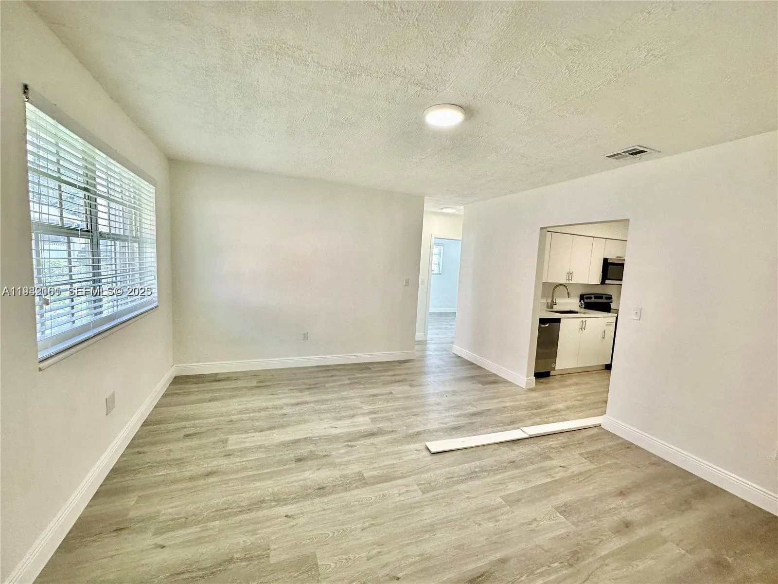 1533 Nw 53rd St, Miami, Florida 33142, Miami, Florida 33142, ,Residential Income,For Sale,1533 Nw 53rd St, Miami, Florida 33142,A11932161