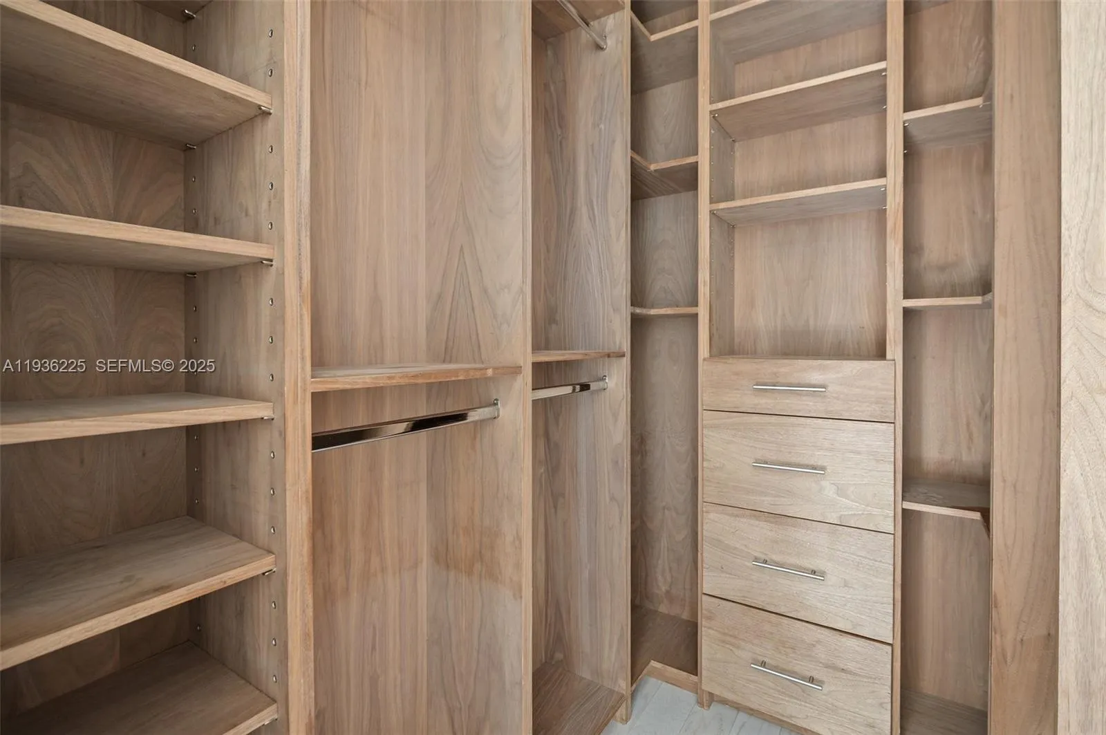 5292 S Sterling Ranch Cir, Davie, Florida 33314, Davie, Florida 33314, 4 Bedrooms Bedrooms, ,4 BathroomsBathrooms,Residential Lease,For Rent,5292 S Sterling Ranch Cir, Davie, Florida 33314,A11936225