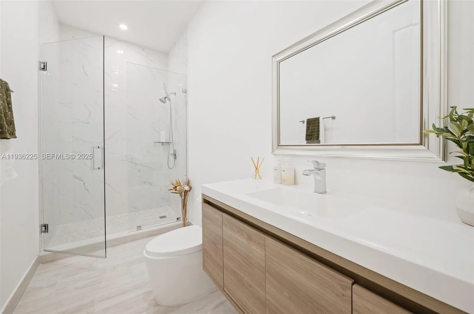 5292 S Sterling Ranch Cir, Davie, Florida 33314, Davie, Florida 33314, 4 Bedrooms Bedrooms, ,4 BathroomsBathrooms,Residential Lease,For Rent,5292 S Sterling Ranch Cir, Davie, Florida 33314,A11936225