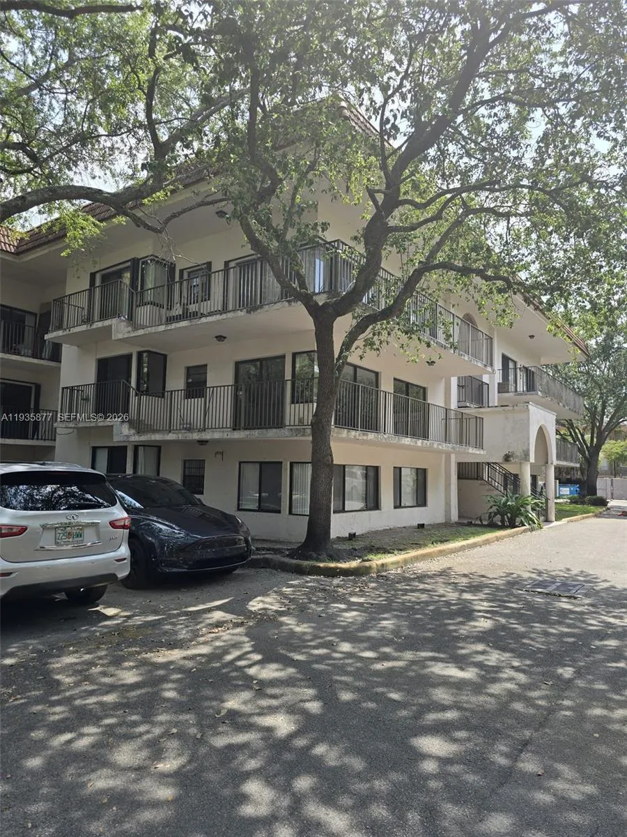 4705 Sw 62nd Ave 201, Davie, Florida 33314, Davie, Florida 33314, 2 Bedrooms Bedrooms, ,2 BathroomsBathrooms,Residential Lease,For Rent,4705 Sw 62nd Ave 201, Davie, Florida 33314,A11935877 4705 Sw 62nd Ave 201, Davie, Florida 33314, Davie, Florida 33314, 2 Bedrooms Bedrooms, ,2 BathroomsBathrooms,Residential Lease,For Rent,4705 Sw 62nd Ave 201, Davie, Florida 33314,A11935877