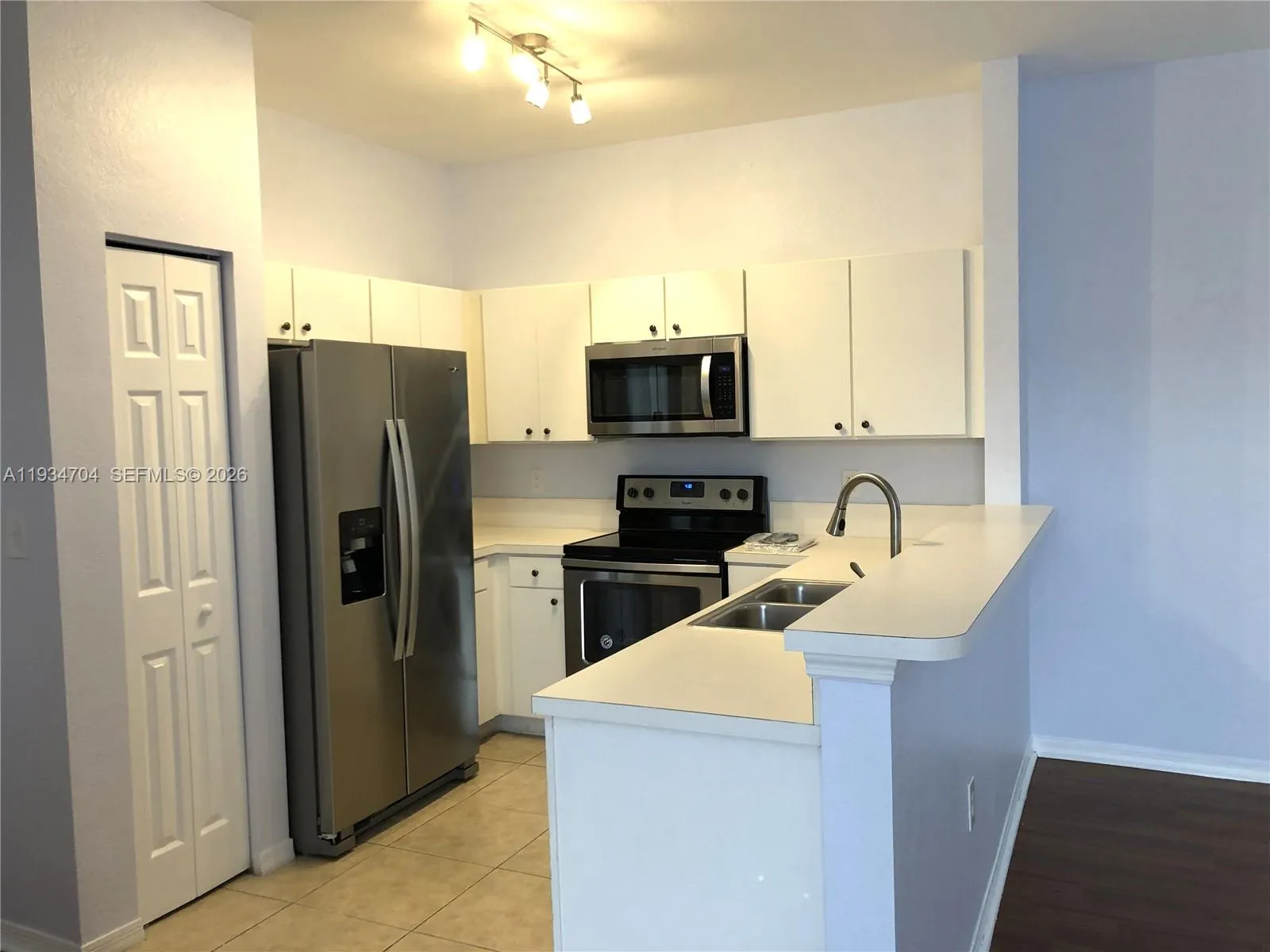 4272 Sw 131st Ln 13203, Miramar, Florida 33027, Miramar, Florida 33027, 2 Bedrooms Bedrooms, ,2 BathroomsBathrooms,Residential Lease,For Rent,4272 Sw 131st Ln 13203, Miramar, Florida 33027,A11934704