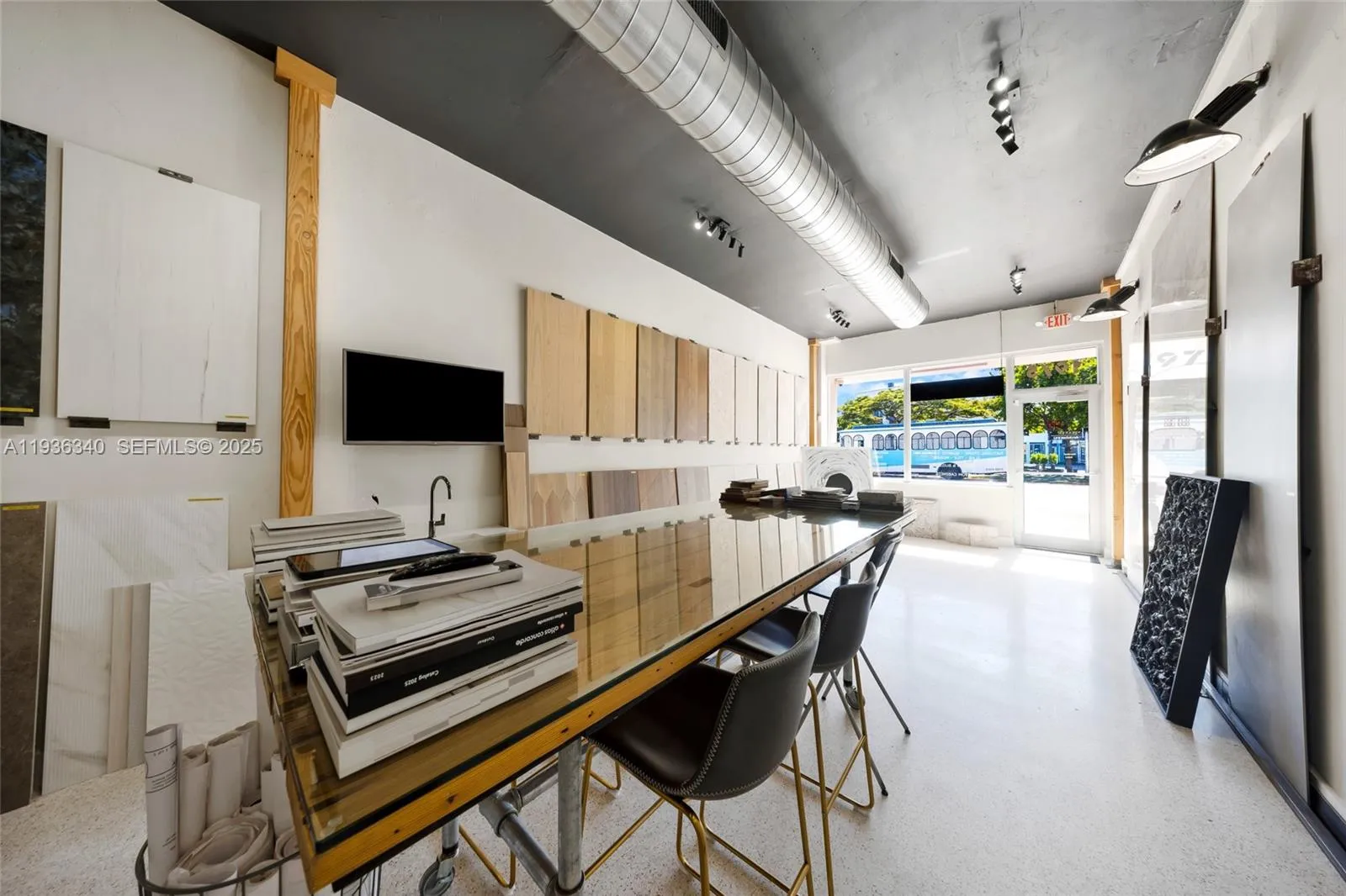 1975 71st St, Miami Beach, Florida 33141, Miami Beach, Florida 33141, ,Commercial Lease,For Rent,1975 71st St, Miami Beach, Florida 33141,A11936340