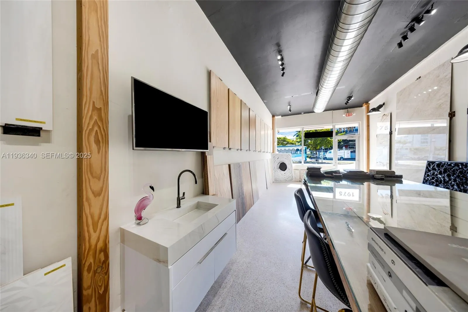 1975 71st St, Miami Beach, Florida 33141, Miami Beach, Florida 33141, ,Commercial Lease,For Rent,1975 71st St, Miami Beach, Florida 33141,A11936340