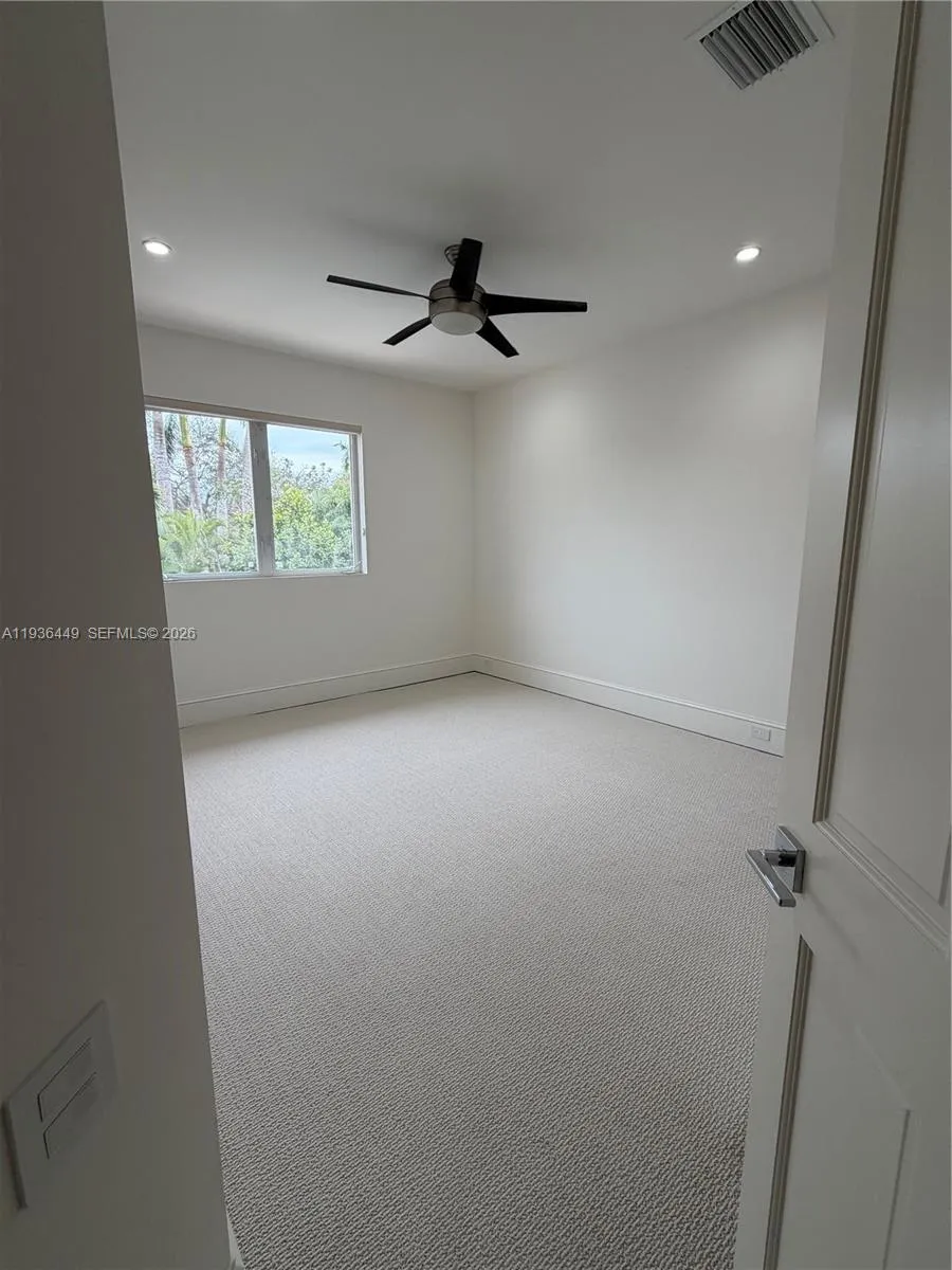 673 Destacada Ave, Coral Gables, Florida 33156, Coral Gables, Florida 33156, 7 Bedrooms Bedrooms, ,7 BathroomsBathrooms,Residential,For Sale,673 Destacada Ave, Coral Gables, Florida 33156,A11936449