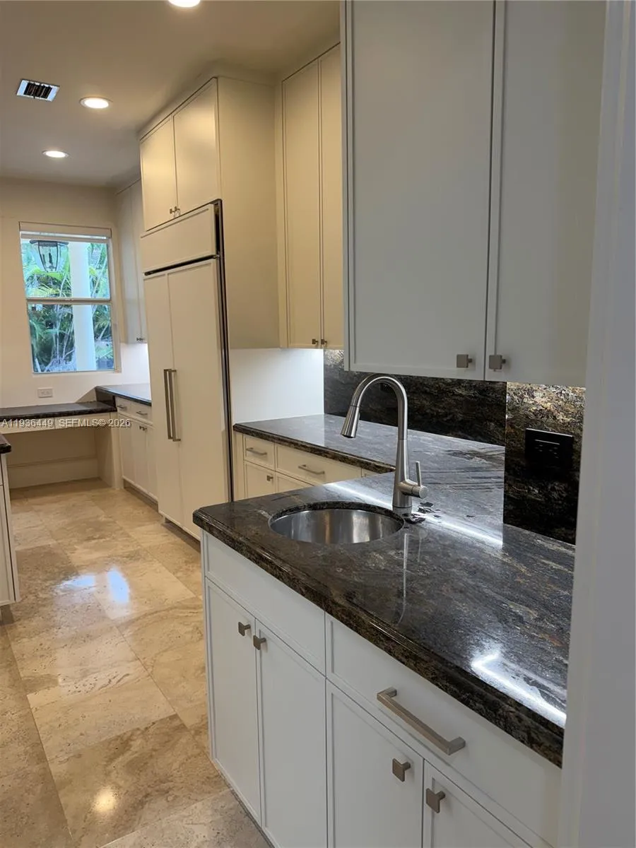 673 Destacada Ave, Coral Gables, Florida 33156, Coral Gables, Florida 33156, 7 Bedrooms Bedrooms, ,7 BathroomsBathrooms,Residential,For Sale,673 Destacada Ave, Coral Gables, Florida 33156,A11936449