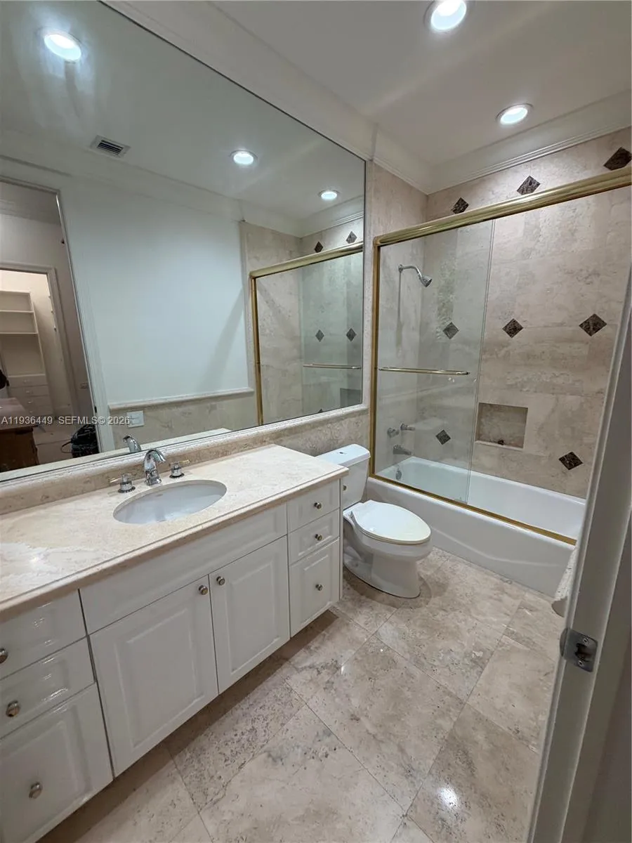673 Destacada Ave, Coral Gables, Florida 33156, Coral Gables, Florida 33156, 7 Bedrooms Bedrooms, ,7 BathroomsBathrooms,Residential,For Sale,673 Destacada Ave, Coral Gables, Florida 33156,A11936449