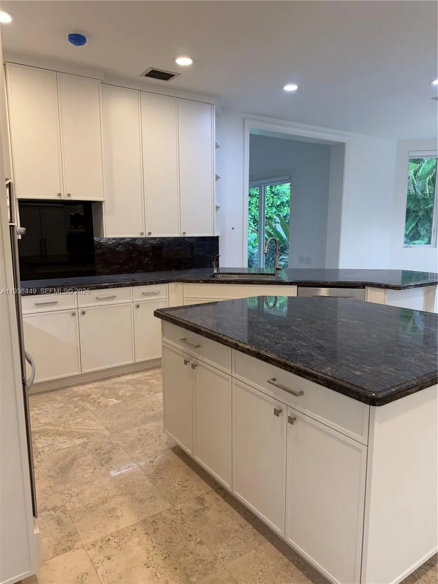 673 Destacada Ave, Coral Gables, Florida 33156, Coral Gables, Florida 33156, 7 Bedrooms Bedrooms, ,7 BathroomsBathrooms,Residential,For Sale,673 Destacada Ave, Coral Gables, Florida 33156,A11936449