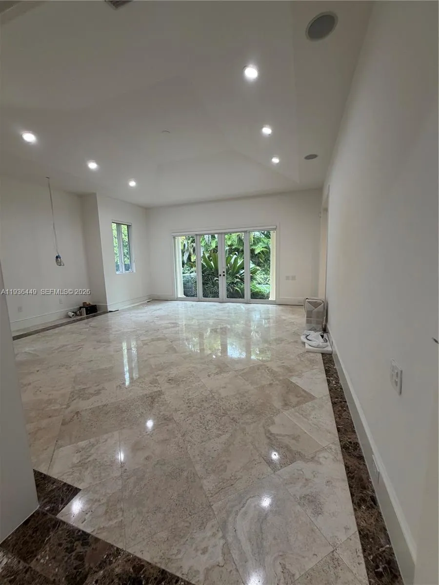 673 Destacada Ave, Coral Gables, Florida 33156, Coral Gables, Florida 33156, 7 Bedrooms Bedrooms, ,7 BathroomsBathrooms,Residential,For Sale,673 Destacada Ave, Coral Gables, Florida 33156,A11936449