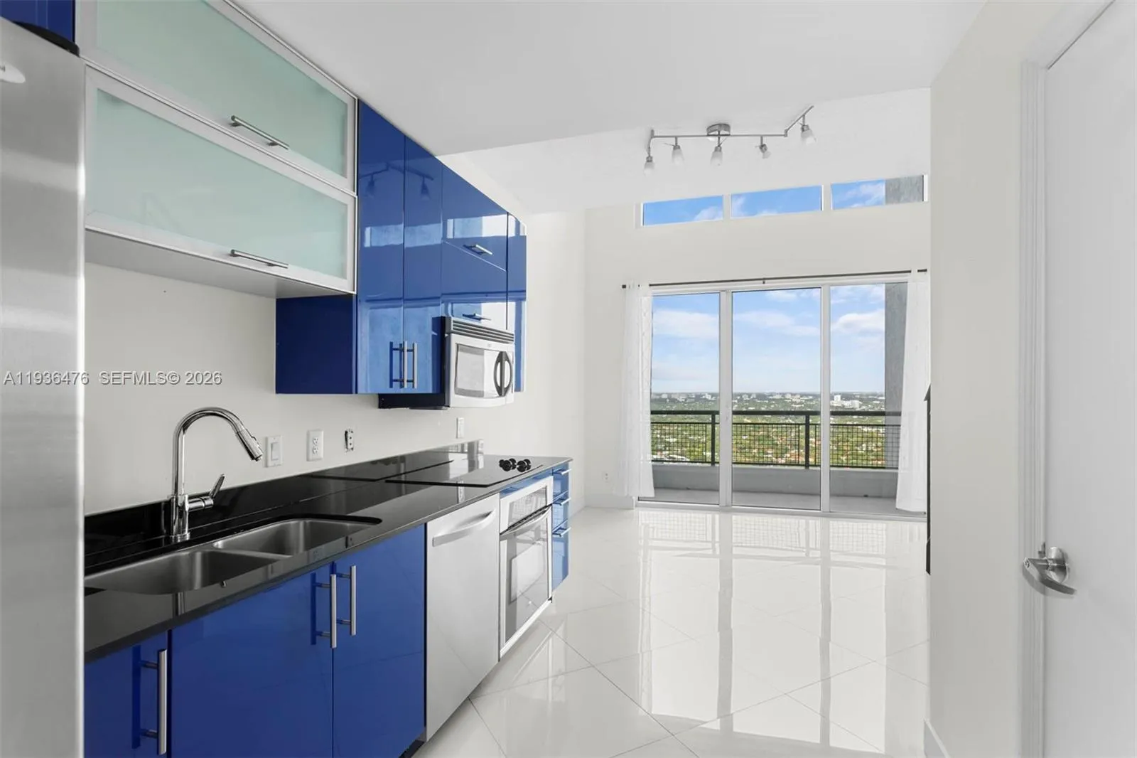 60 Sw 13th St 3213, Miami, Florida 33130, Miami, Florida 33130, 1 Bedroom Bedrooms, ,1 BathroomBathrooms,Residential,For Sale,60 Sw 13th St 3213, Miami, Florida 33130,A11936476