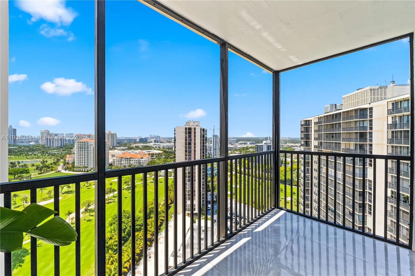 20379 W W Country Club Dr 2539, Aventura, Florida, Aventura, Florida 33180, 2 Bedrooms Bedrooms, ,2 BathroomsBathrooms,Residential,For Sale,20379 W W Country Club Dr 2539, Aventura, Florida ,A11936384