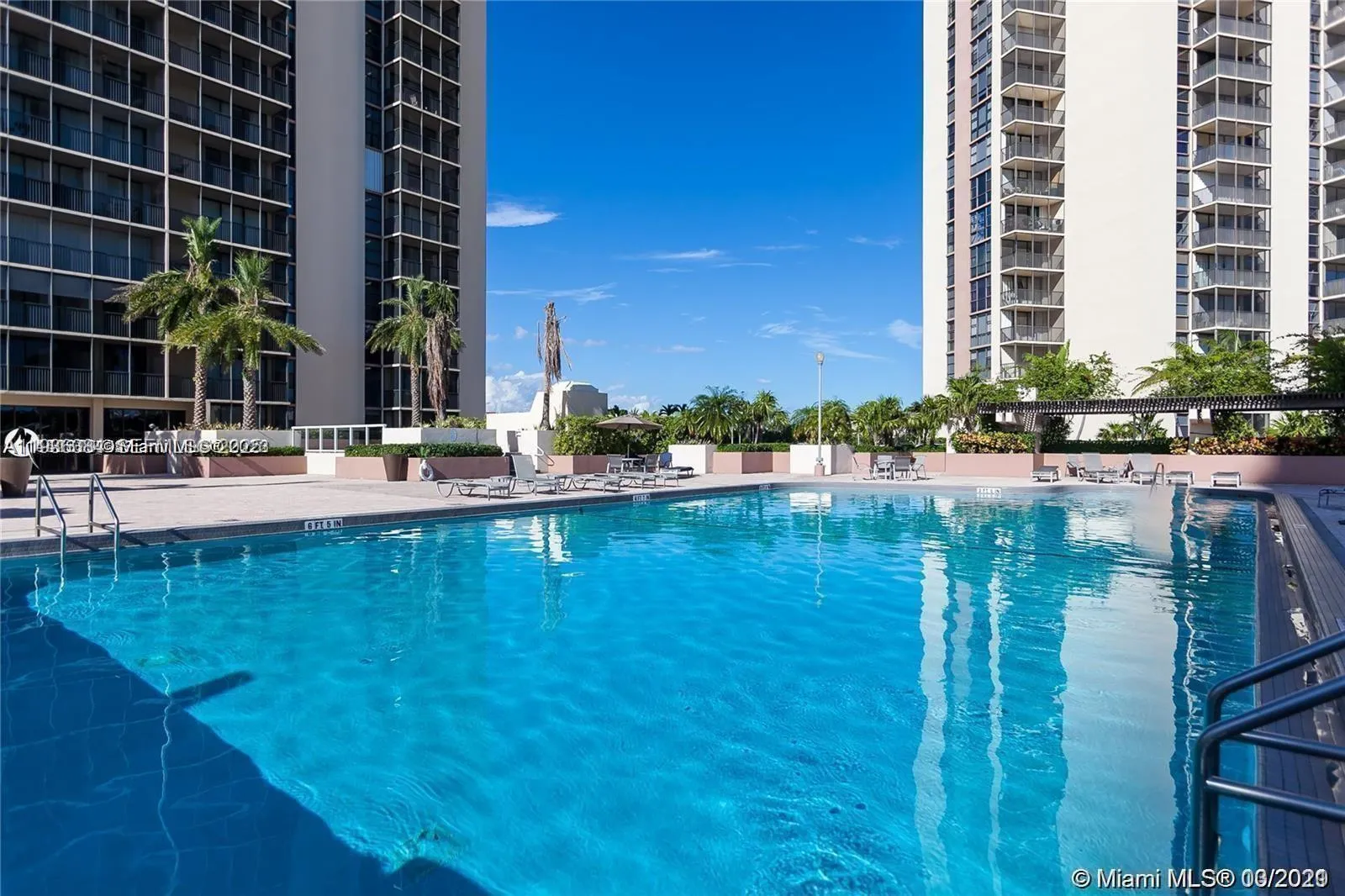 20379 W W Country Club Dr 2539, Aventura, Florida, Aventura, Florida 33180, 2 Bedrooms Bedrooms, ,2 BathroomsBathrooms,Residential,For Sale,20379 W W Country Club Dr 2539, Aventura, Florida ,A11936384