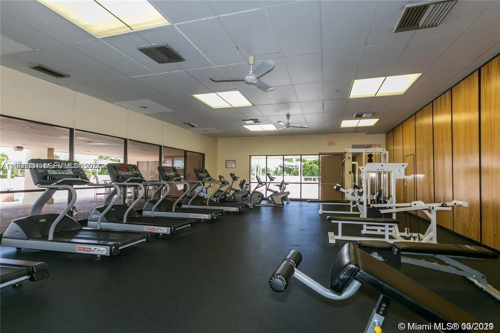 20379 W W Country Club Dr 2539, Aventura, Florida, Aventura, Florida 33180, 2 Bedrooms Bedrooms, ,2 BathroomsBathrooms,Residential,For Sale,20379 W W Country Club Dr 2539, Aventura, Florida ,A11936384