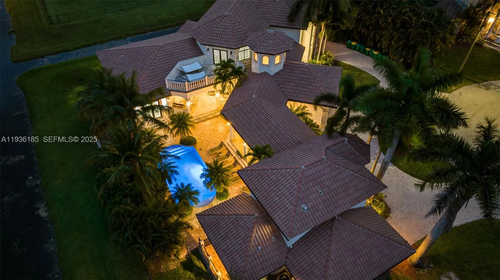 12000 Nw 6th St, Plantation, Florida 33325, Plantation, Florida 33325, 8 Bedrooms Bedrooms, ,5 BathroomsBathrooms,Residential,For Sale,12000 Nw 6th St, Plantation, Florida 33325,A11936185