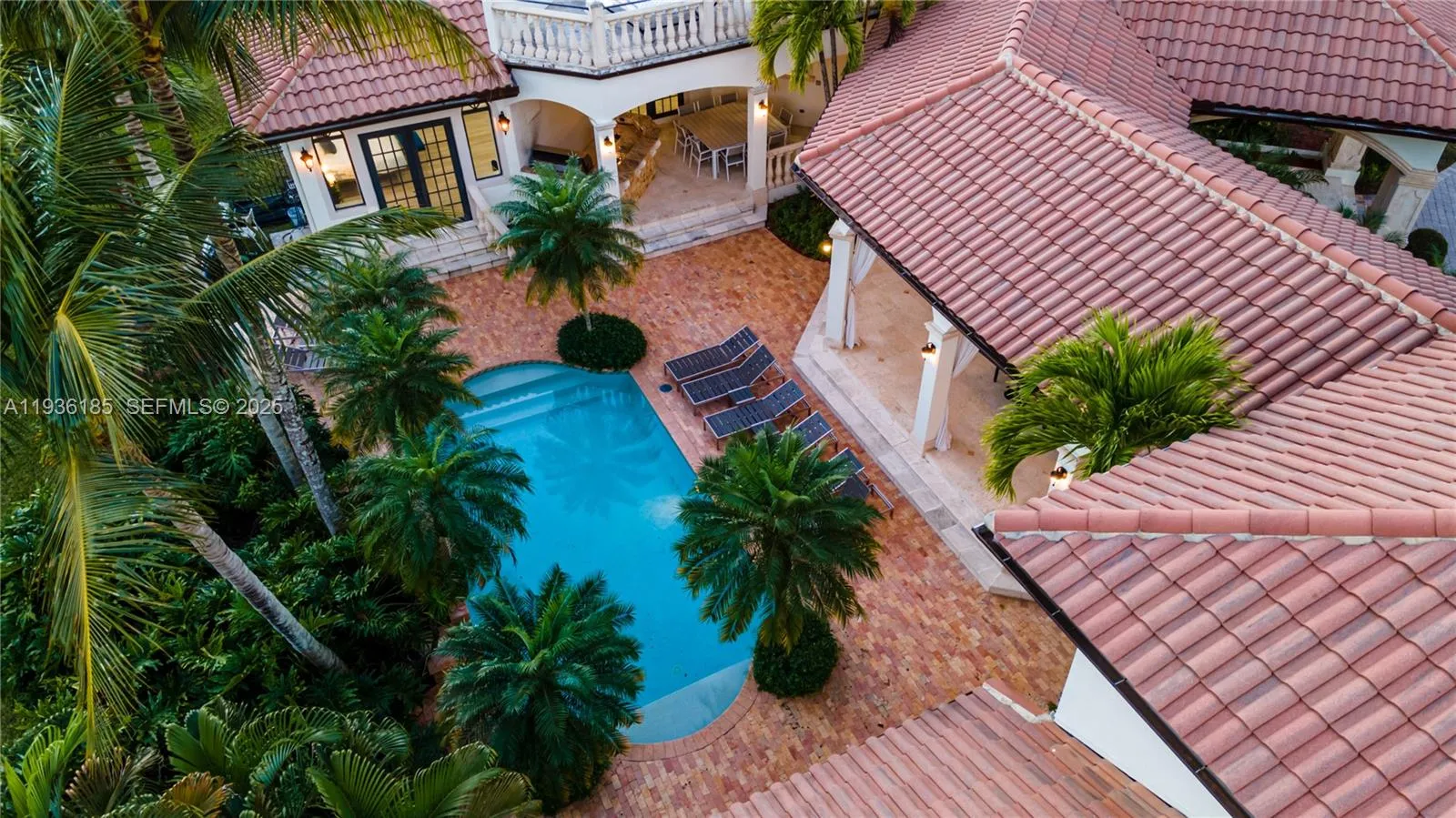 12000 Nw 6th St, Plantation, Florida 33325, Plantation, Florida 33325, 8 Bedrooms Bedrooms, ,5 BathroomsBathrooms,Residential,For Sale,12000 Nw 6th St, Plantation, Florida 33325,A11936185