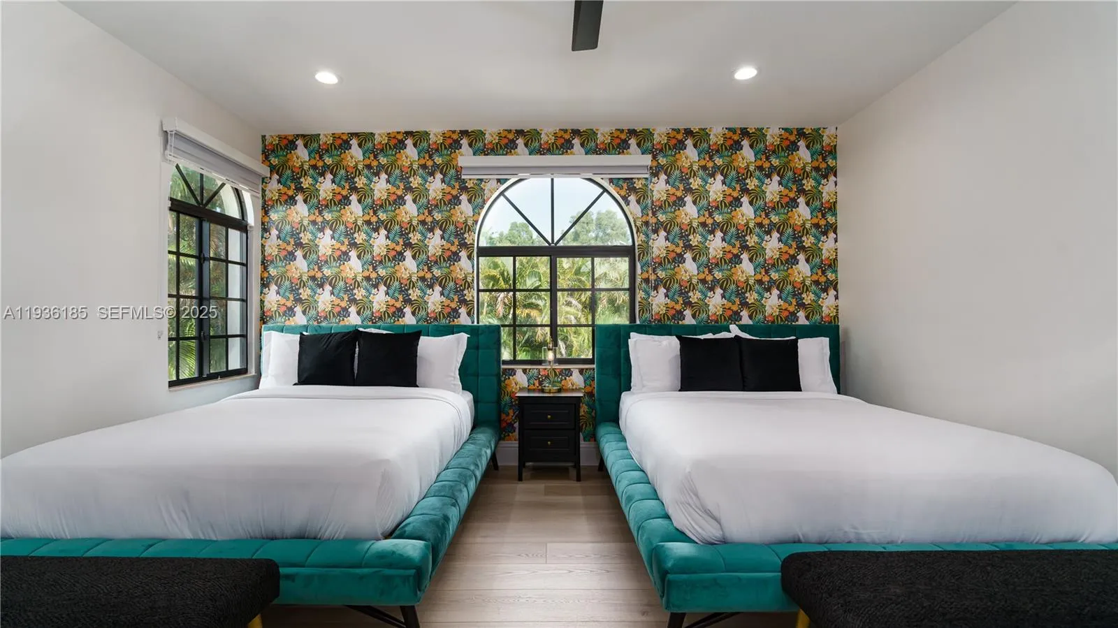 12000 Nw 6th St, Plantation, Florida 33325, Plantation, Florida 33325, 8 Bedrooms Bedrooms, ,5 BathroomsBathrooms,Residential,For Sale,12000 Nw 6th St, Plantation, Florida 33325,A11936185