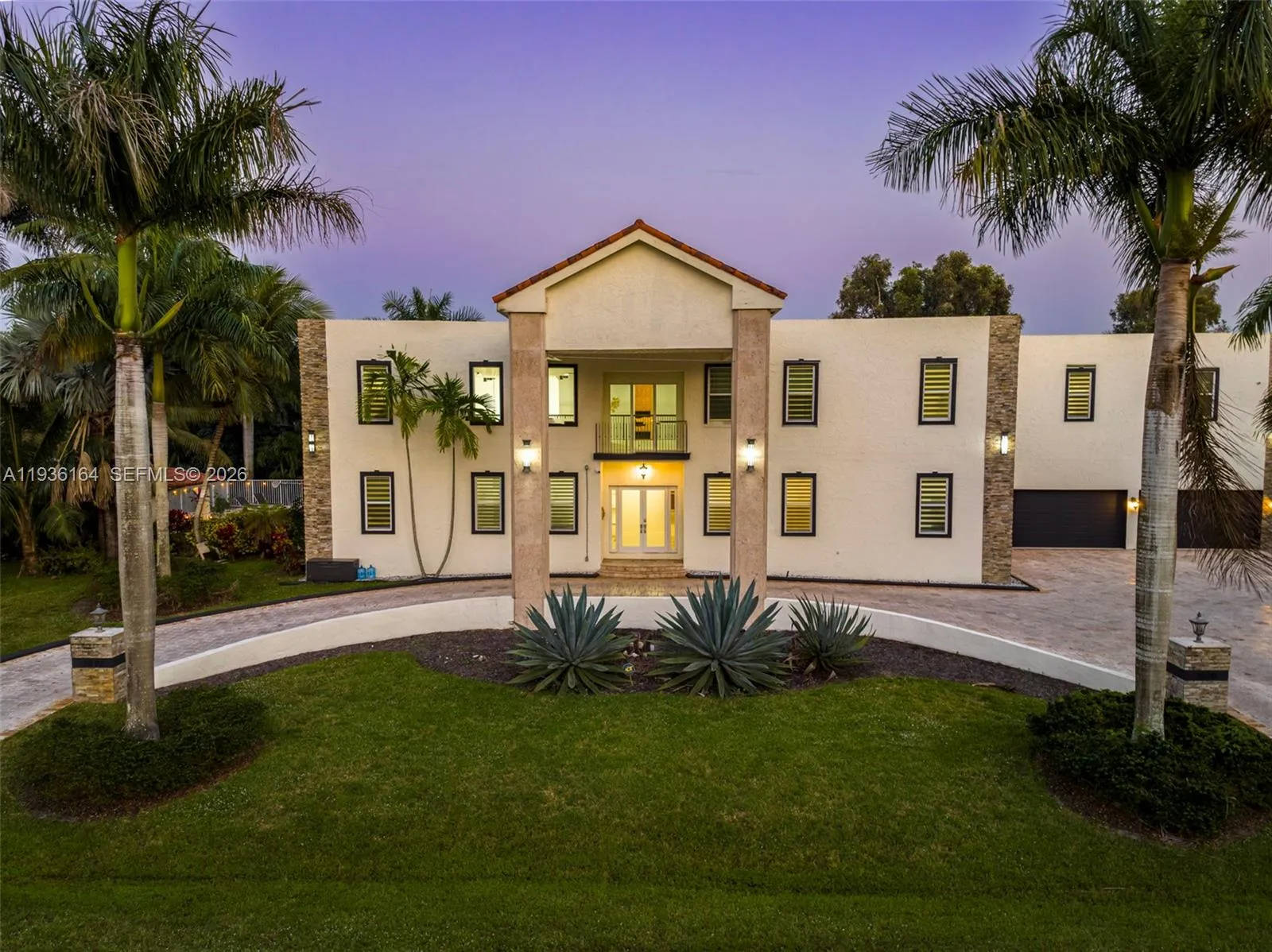 1430 Nw 114th Ave ., Plantation, Florida 33323, Plantation, Florida 33323, 9 Bedrooms Bedrooms, ,6 BathroomsBathrooms,Residential Lease,For Rent,1430 Nw 114th Ave ., Plantation, Florida 33323,A11936164