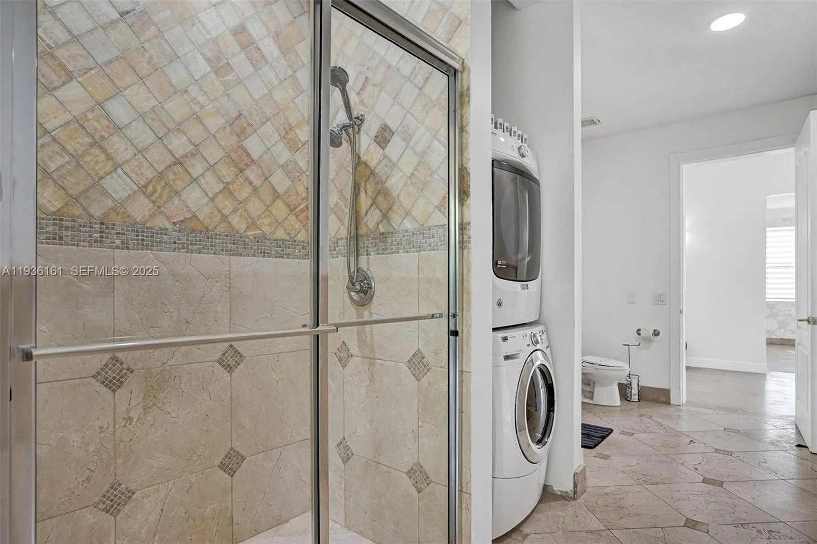 1430 Nw 114th Ave, Plantation, Florida 33323, Plantation, Florida 33323, 9 Bedrooms Bedrooms, ,6 BathroomsBathrooms,Residential,For Sale,1430 Nw 114th Ave, Plantation, Florida 33323,A11936161