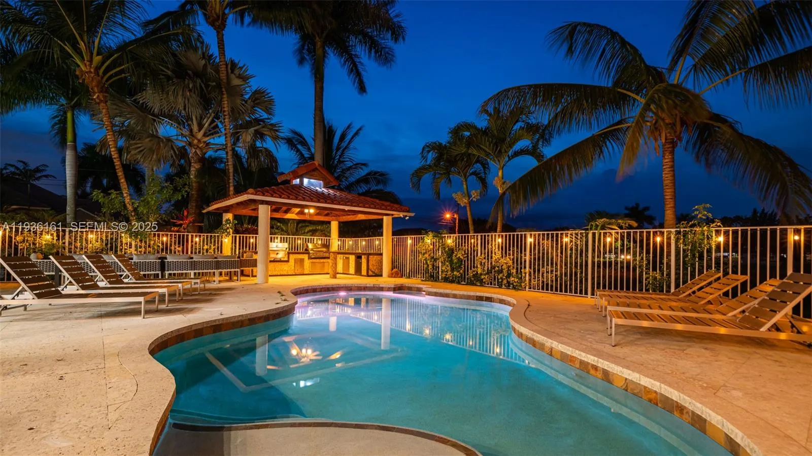 1430 Nw 114th Ave, Plantation, Florida 33323, Plantation, Florida 33323, 9 Bedrooms Bedrooms, ,6 BathroomsBathrooms,Residential,For Sale,1430 Nw 114th Ave, Plantation, Florida 33323,A11936161