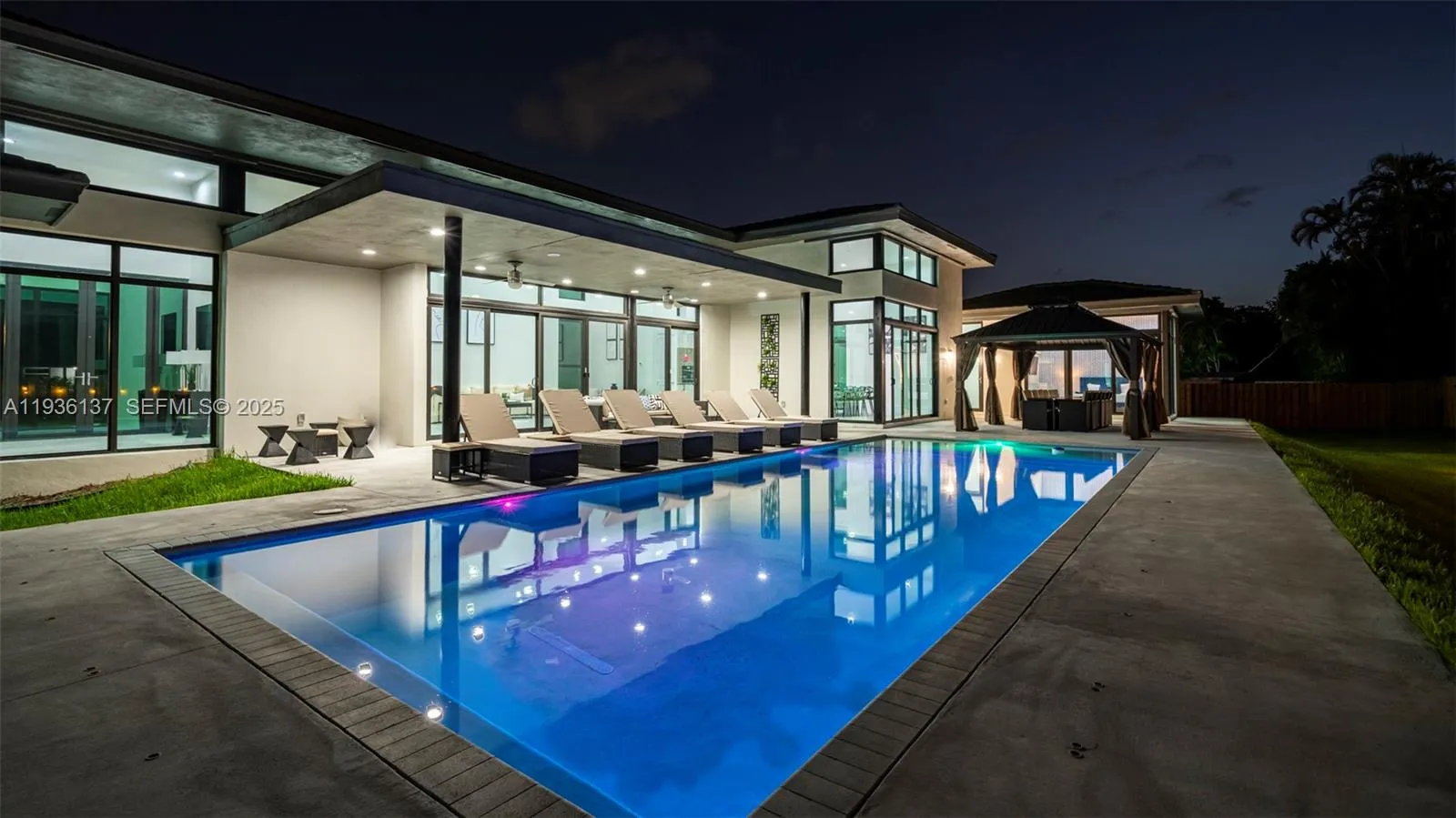 11911 Nw 2 St, Plantation, Florida 33325, Plantation, Florida 33325, 8 Bedrooms Bedrooms, ,7 BathroomsBathrooms,Residential,For Sale,11911 Nw 2 St, Plantation, Florida 33325,A11936137