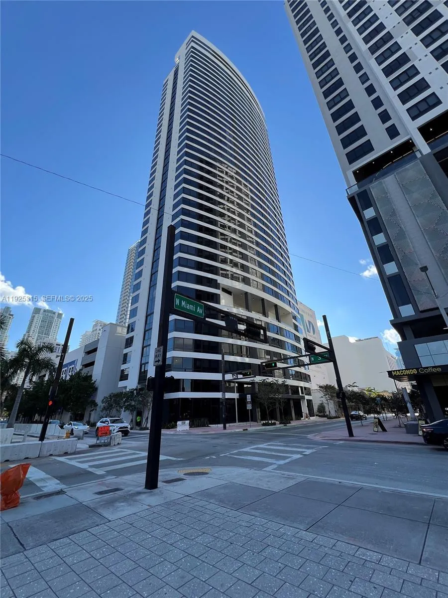 225 N Miami Ave 1502, Miami, Florida 33128, Miami, Florida 33128, 1 Bedroom Bedrooms, ,1 BathroomBathrooms,Residential Lease,For Rent,225 N Miami Ave 1502, Miami, Florida 33128,A11925315