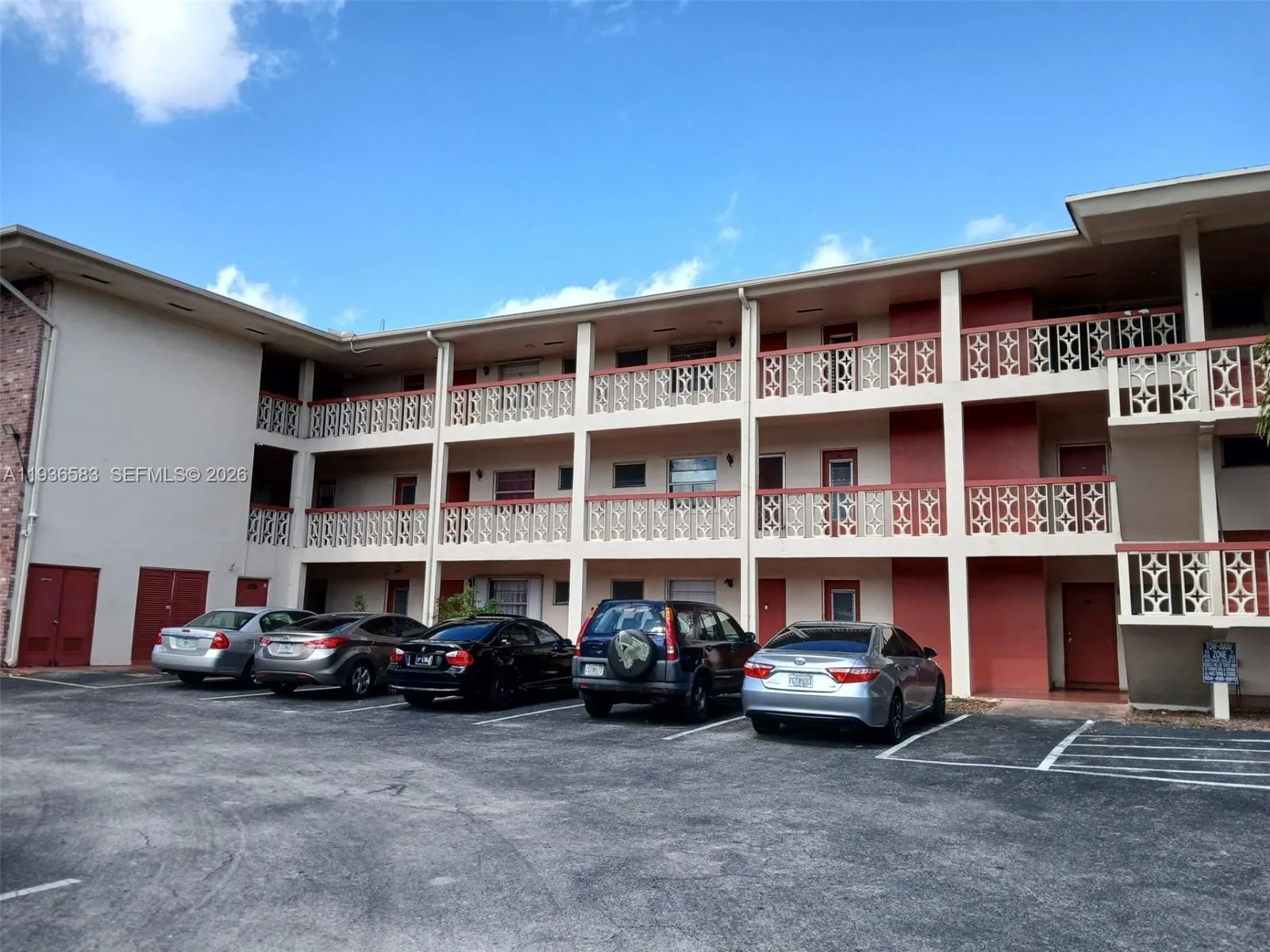 4751 Nw 10th Ct 310, Plantation, Florida 33313, Plantation, Florida 33313, 1 Bedroom Bedrooms, ,1 BathroomBathrooms,Residential,For Sale,4751 Nw 10th Ct 310, Plantation, Florida 33313,A11936583