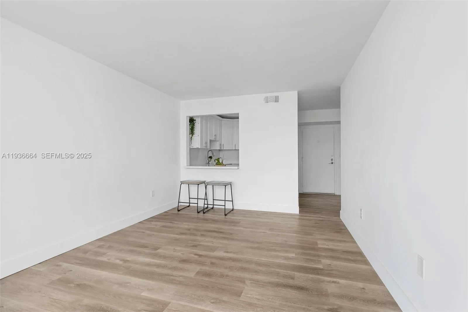 1800 Nw 24th Ave 912, Miami, Florida 33125, Miami, Florida 33125, 2 Bedrooms Bedrooms, ,1 BathroomBathrooms,Residential,For Sale,1800 Nw 24th Ave 912, Miami, Florida 33125,A11936664