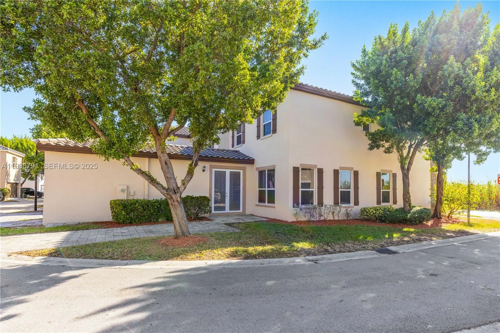 16789 Sw 96th St, Miami, Florida 33196, Miami, Florida 33196, 4 Bedrooms Bedrooms, ,3 BathroomsBathrooms,Residential,For Sale,16789 Sw 96th St, Miami, Florida 33196,A11936791