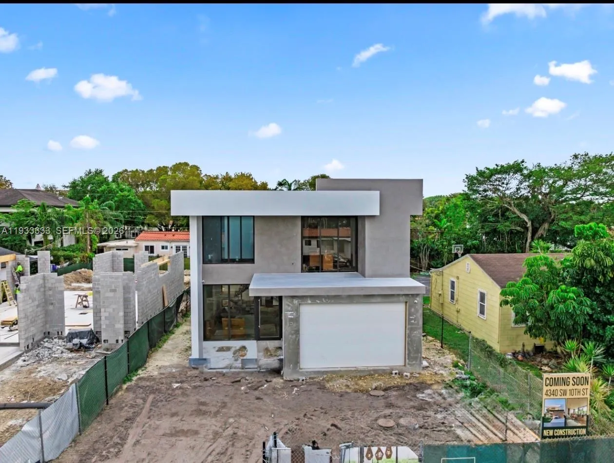 4340 Sw 10th St, Miami, Florida 33134, Miami, Florida 33134, 4 Bedrooms Bedrooms, ,5 BathroomsBathrooms,Residential,For Sale,4340 Sw 10th St, Miami, Florida 33134,A11933333