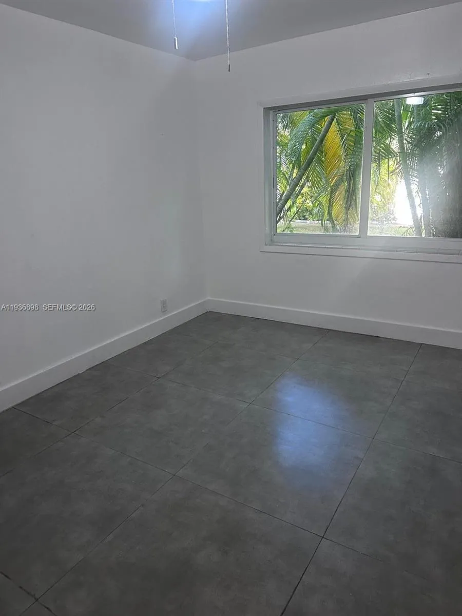 10070 E Bay Harbor Dr 70b, Bay Harbor Islands, Flo, Bay Harbor Islands, Florida 33154, 2 Bedrooms Bedrooms, ,1 BathroomBathrooms,Residential Lease,For Rent,10070 E Bay Harbor Dr 70b, Bay Harbor Islands, Flo,A11936898