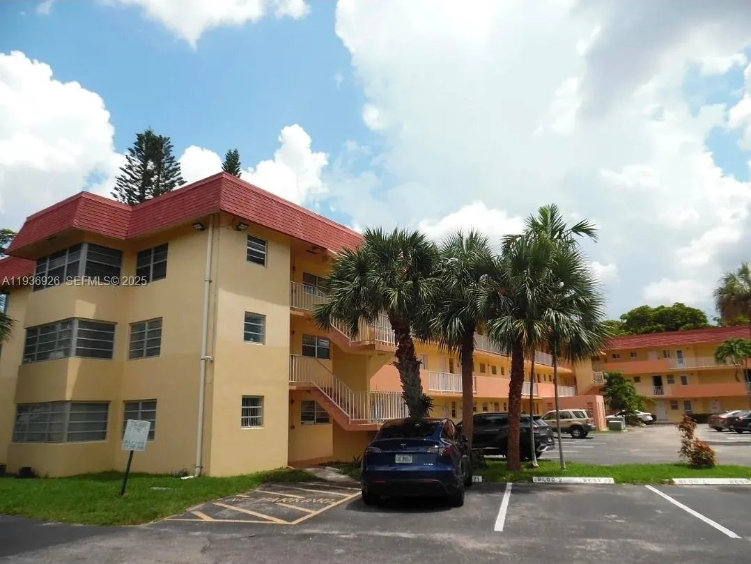 1540 Ne 191st St 145, Miami, Florida 33179, Miami, Florida 33179, 2 Bedrooms Bedrooms, ,2 BathroomsBathrooms,Residential,For Sale,1540 Ne 191st St 145, Miami, Florida 33179,A11936926