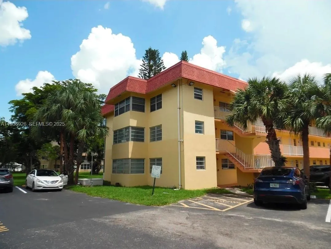 1540 Ne 191st St 145, Miami, Florida 33179, Miami, Florida 33179, 2 Bedrooms Bedrooms, ,2 BathroomsBathrooms,Residential,For Sale,1540 Ne 191st St 145, Miami, Florida 33179,A11936926