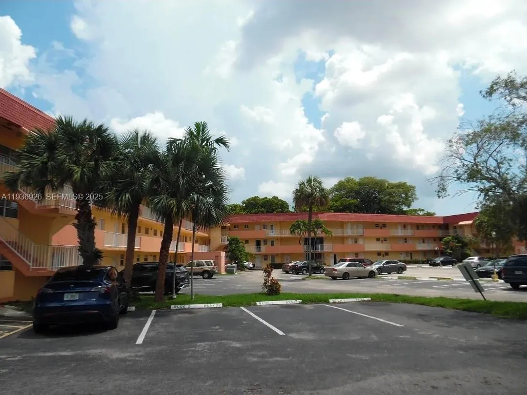 1540 Ne 191st St 145, Miami, Florida 33179, Miami, Florida 33179, 2 Bedrooms Bedrooms, ,2 BathroomsBathrooms,Residential,For Sale,1540 Ne 191st St 145, Miami, Florida 33179,A11936926