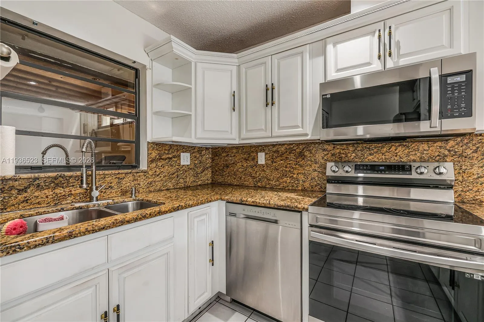 13238 Nw 8th Ter, Miami, Florida 33182, Miami, Florida 33182, 4 Bedrooms Bedrooms, ,2 BathroomsBathrooms,Residential,For Sale,13238 Nw 8th Ter, Miami, Florida 33182,A11936523