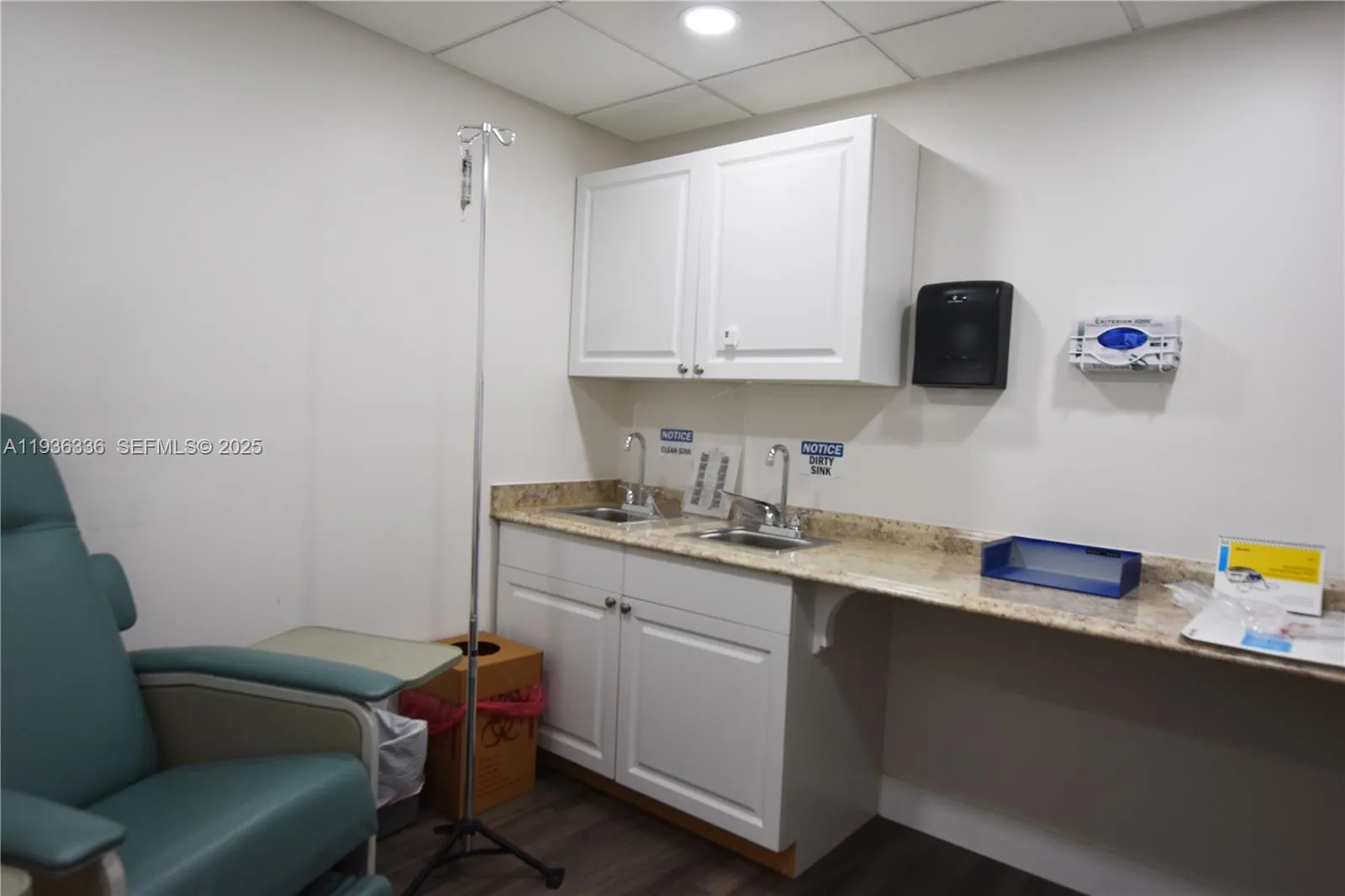 Hollywood, Florida 33021, ,Commercial Lease,For Rent,A11936336