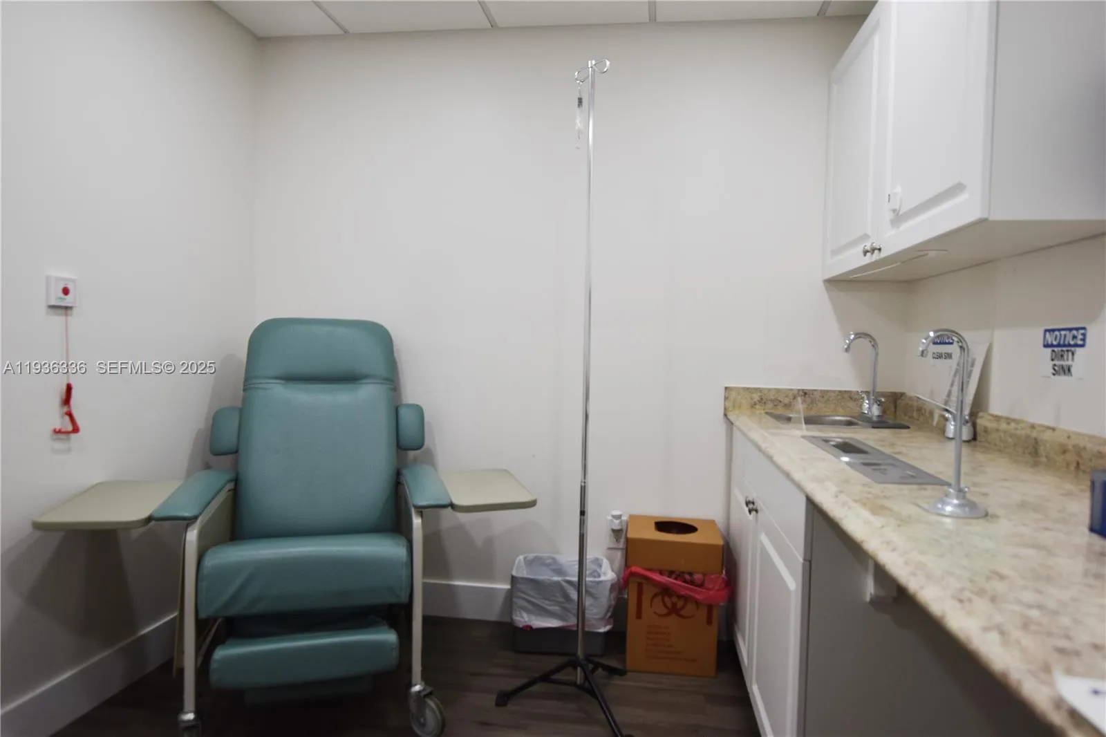 Hollywood, Florida 33021, ,Commercial Lease,For Rent,A11936336