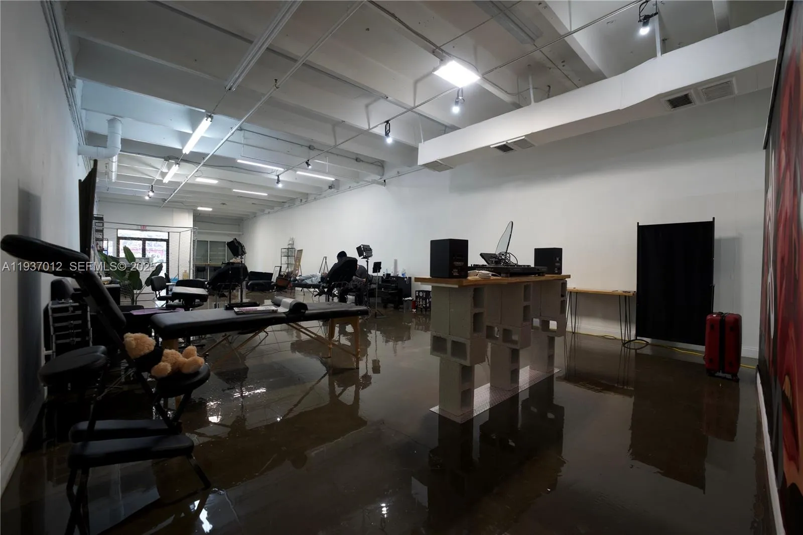 2401 Nw 5th Ave, Miami, Florida 33127, Miami, Florida 33127, ,Commercial Lease,For Rent,2401 Nw 5th Ave, Miami, Florida 33127,A11937012