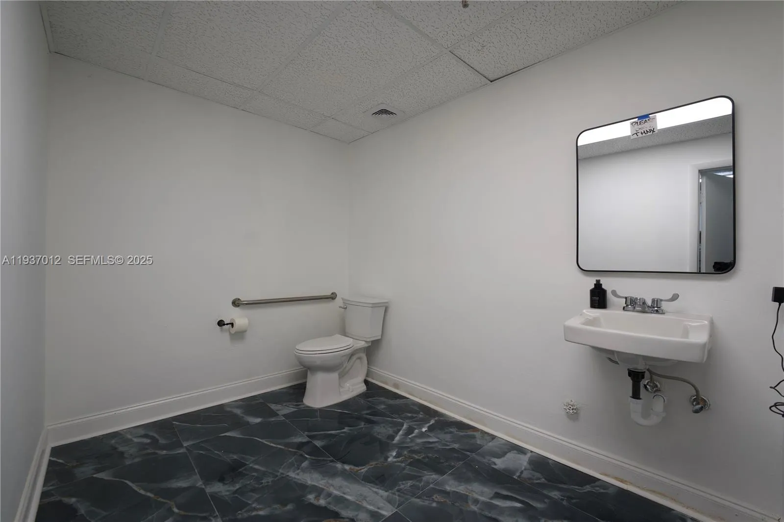 2401 Nw 5th Ave, Miami, Florida 33127, Miami, Florida 33127, ,Commercial Lease,For Rent,2401 Nw 5th Ave, Miami, Florida 33127,A11937012